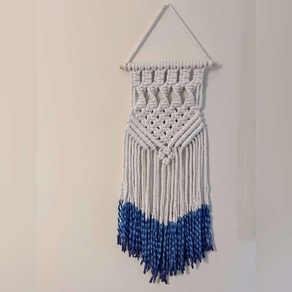 Macramé wall decor